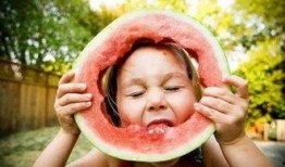 吃灰瓜的危害视频播放,警惕健康杀手