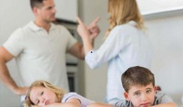 父母吵架男子吃瓜视频大全