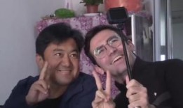 50w博主吃瓜视频,揭秘50万粉丝博主吃瓜视频背后的真相