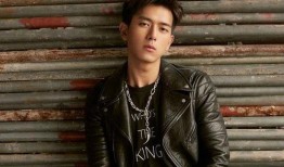 李现吃瓜视频真假对比图,真假对比揭示明星幕后真相