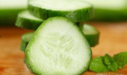 认真吃瓜的二米视频播放,揭秘热门事件背后的真相