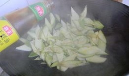 煮角瓜吃有什么好处吗视频,煮角瓜的营养益处大盘点